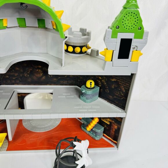 Jakks World Of Nintendo Super Mario Bros. Bowser's Castle 2019 - Picture 9 of 13